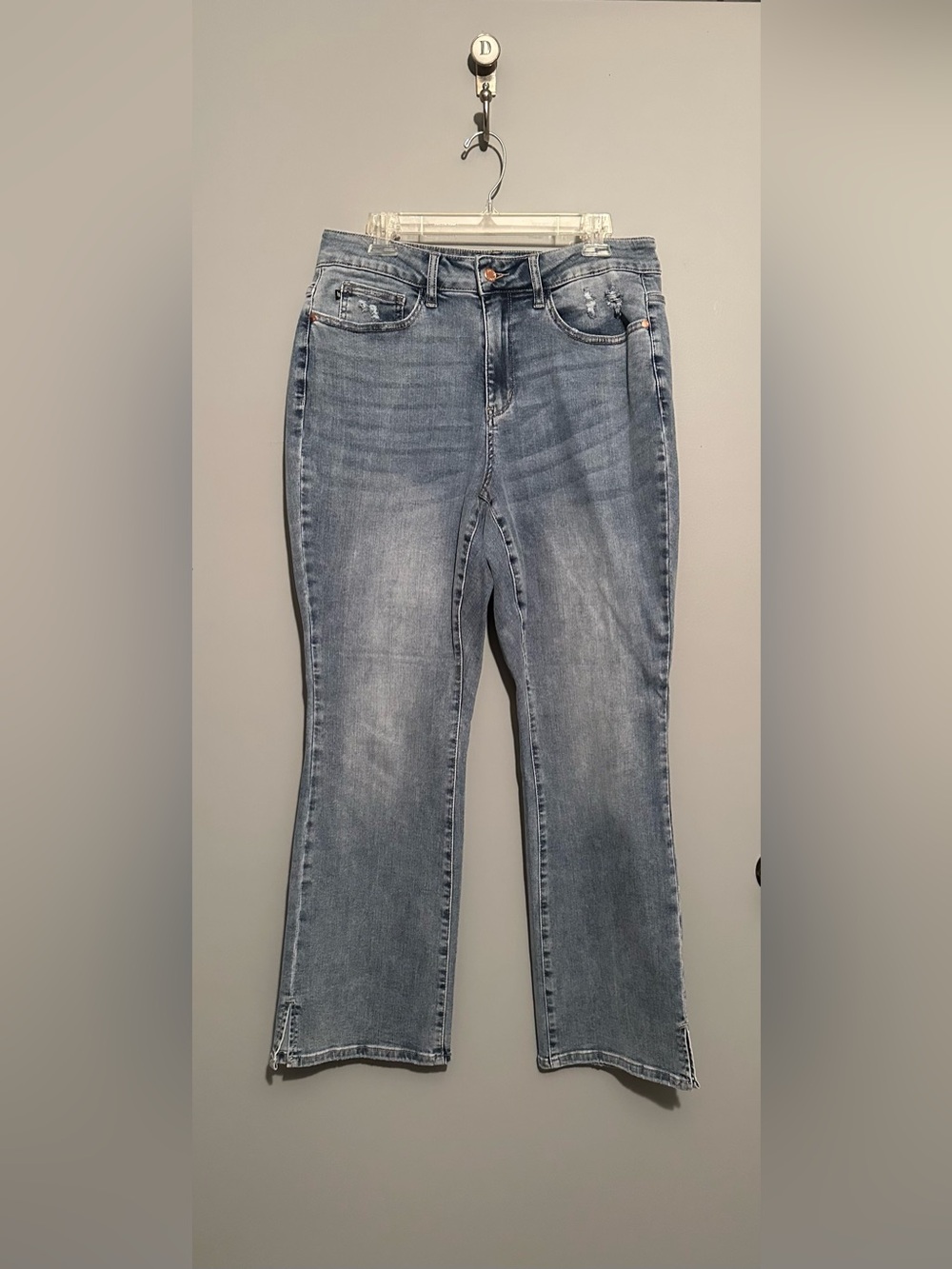 NWOT Judy Blue Light Blue Straight Leg Jeans